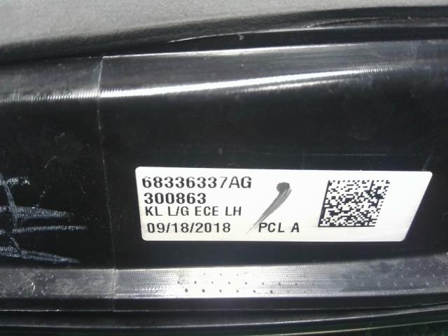 【中古】ジープ チェロキー ABA-KL24 左テールランプ 内側 フィニッシャーランプ  自社品番250501