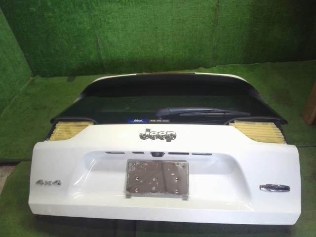 【中古】ジープ チェロキー ABA-KL24 バックドア テールゲート リアハッチ  自社品番250501