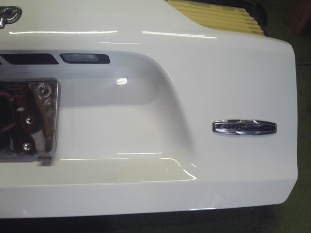 【中古】ジープ チェロキー ABA-KL24 バックドア テールゲート リアハッチ  自社品番250501