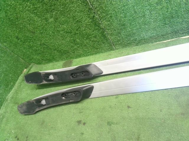 【中古】ジープ チェロキー ABA-KL24 ルーフバー ルーフレール 自社品番250501