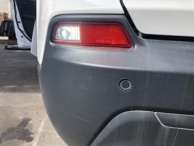 【中古】ジープ チェロキー ABA-KL24 リアバンパー 用 リフレクター 反射板 左右セット  自社品番250501