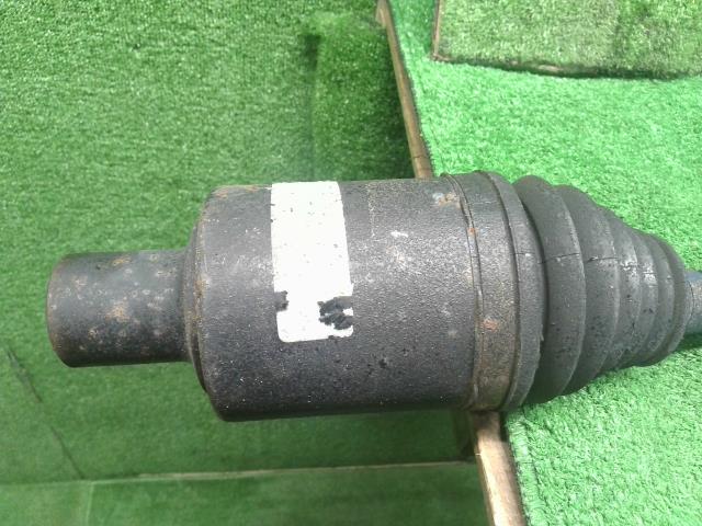 【中古】ジープ チェロキー ABA-KL24 左リアドライブシャフト  自社品番250501