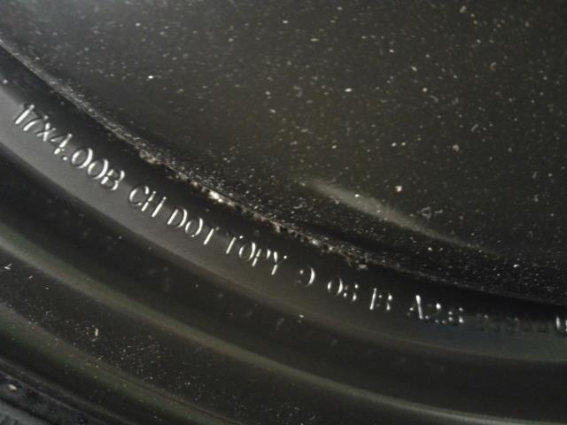 【中古】ジープ チェロキー ABA-KL24 T165/80D17 スペアタイヤ テンパータイヤ 車載工具　セット 自社品番250501