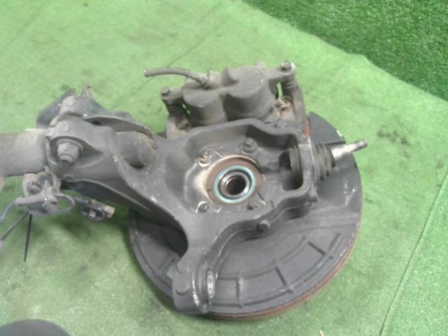 【中古】ジープ チェロキー ABA-KL24 左 フロントショック ストラット一式 ハブ ナックル  自社品番250501