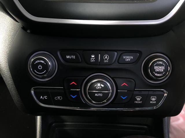 【中古】ジープ チェロキー ABA-KL24 エアコン AC スイッチパネル  自社品番250501