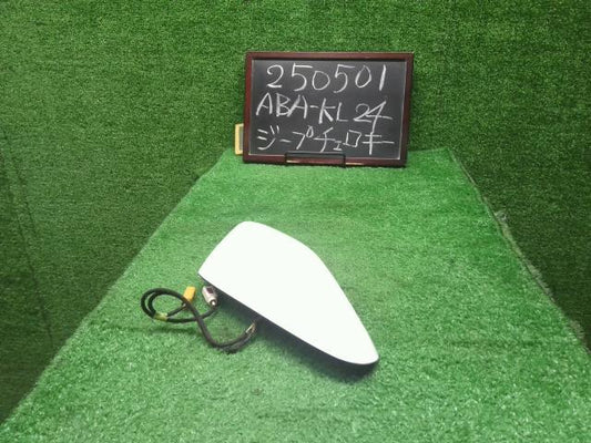 【中古】ジープ チェロキー ABA-KL24 アンテナ  自社品番250501
