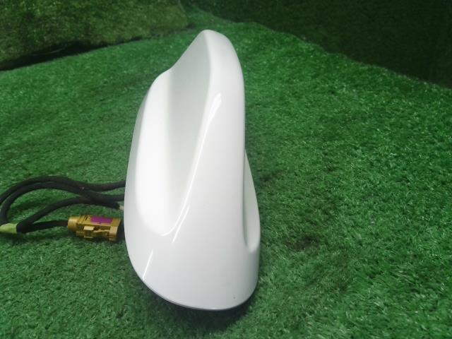 【中古】ジープ チェロキー ABA-KL24 アンテナ  自社品番250501