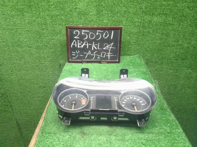 【中古】ジープ チェロキー ABA-KL24 スピードメーター  自社品番250501