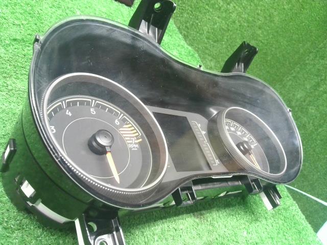 【中古】ジープ チェロキー ABA-KL24 スピードメーター  自社品番250501