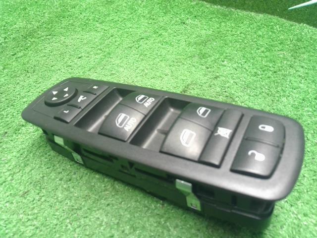 【中古】ジープ チェロキー ABA-KL24 パワーウインドウ PWスイッチ  自社品番250501