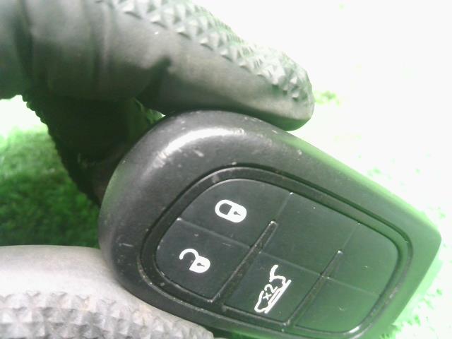 【中古】ジープ チェロキー ABA-KL24 キーレス リモコン スマートキー  自社品番250501