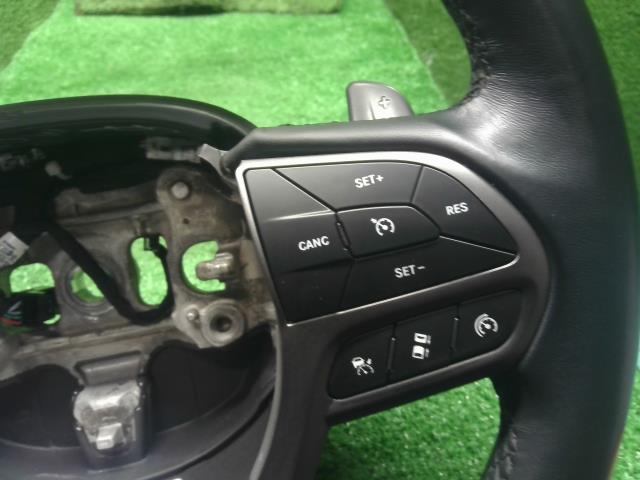 【中古】ジープ チェロキー ABA-KL24 ステアリングホイール ハンドル  自社品番250501