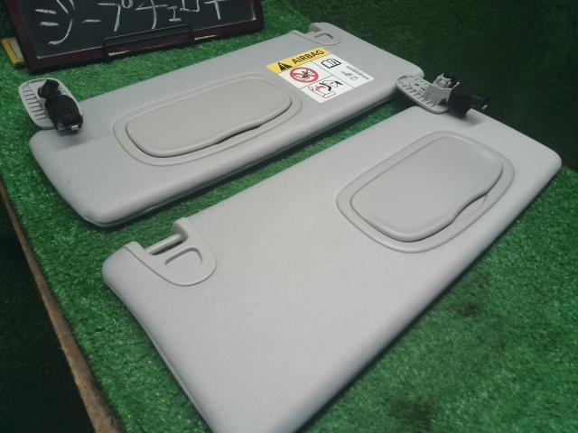 【中古】ジープ チェロキー ABA-KL24 サンバイザー  自社品番250501