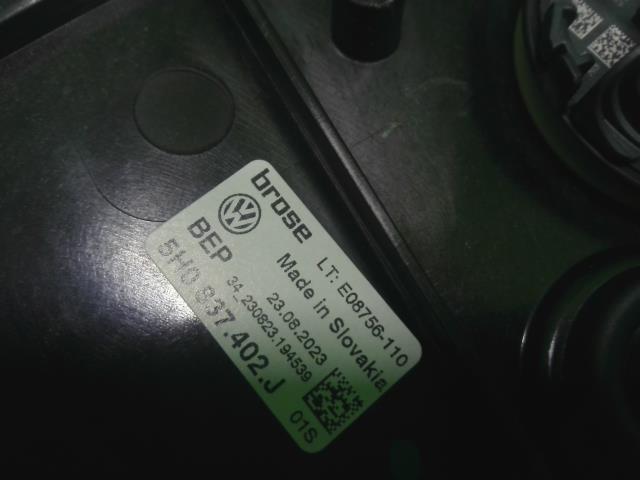 【中古】VW ゴルフヴァリアント 3AA-CDDLAV 右フロントドアレギュレーターモーター  自社品番250502