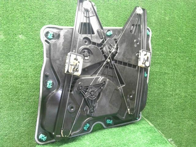 【中古】VW ゴルフヴァリアント 3AA-CDDLAV 左フロントドアレギュレーターモーター  自社品番250502