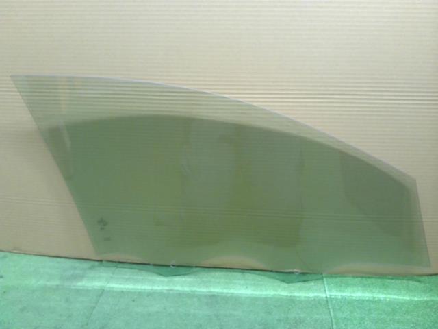 【中古】VW ゴルフヴァリアント 3AA-CDDLAV 左フロントドアガラス  自社品番250502