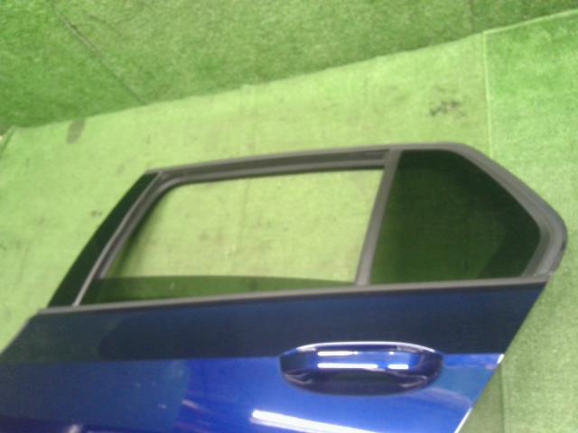 【中古】VW ゴルフヴァリアント 3AA-CDDLAV 左リアドア  自社品番250502