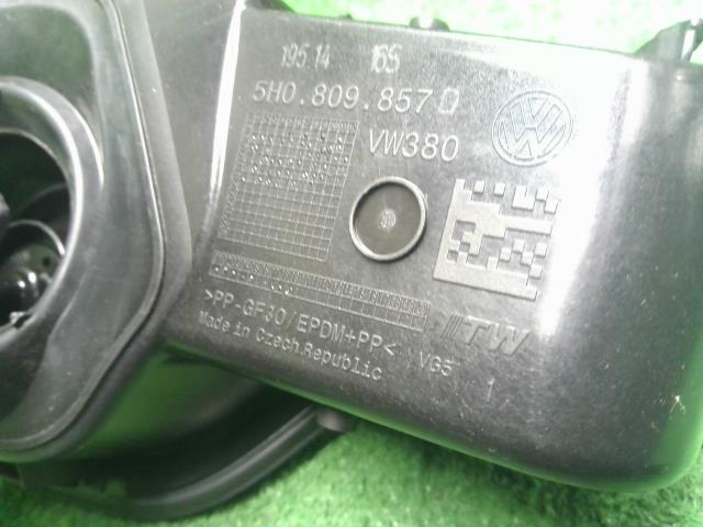 【中古】VW ゴルフヴァリアント 3AA-CDDLAV フューエルリッド 給油口パネル  自社品番250502