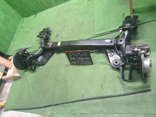 【中古】VW ゴルフヴァリアント 3AA-CDDLAV リアアクスルホーシング  自社品番250502