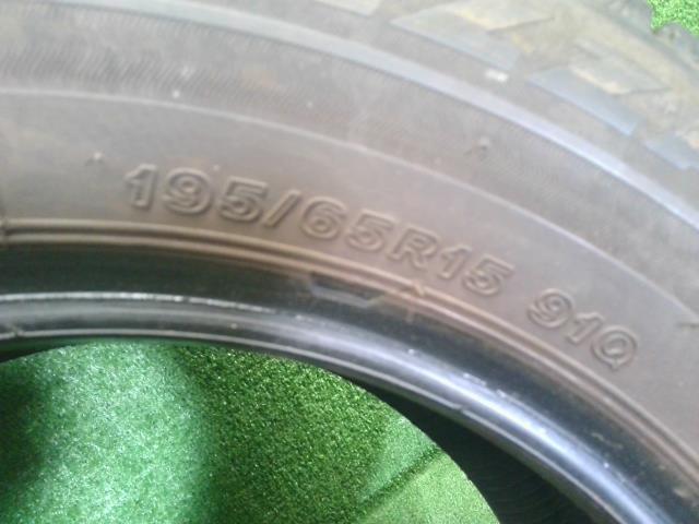 【中古】15インチ 冬 スタッドレスタイヤ 195/65R15 1本 ブリヂストン 21年製 BLIZZAKVRX3 自社品番250502