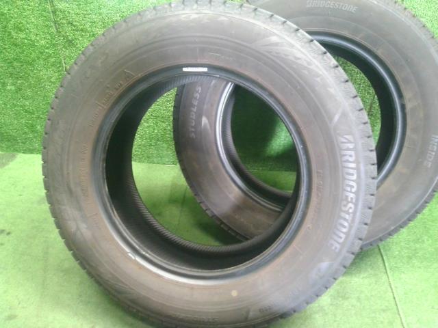 【中古】15インチ 冬 スタッドレスタイヤ 195/65R15 2本 ブリヂストン 21年製 BLIZZAKVRX3 自社品番250502