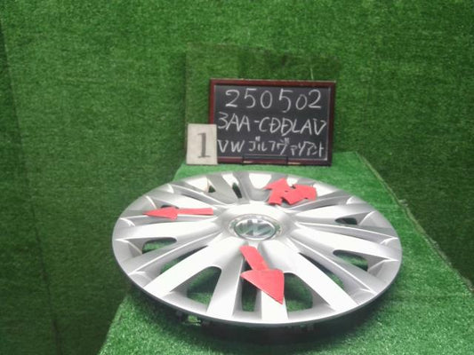 【中古】VW ゴルフヴァリアント 3AA-CDDLAV ホイールキャップ 15インチ 1枚 自社品番250502