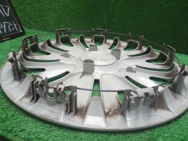 【中古】VW ゴルフヴァリアント 3AA-CDDLAV ホイールキャップ 15インチ 1枚 自社品番250502