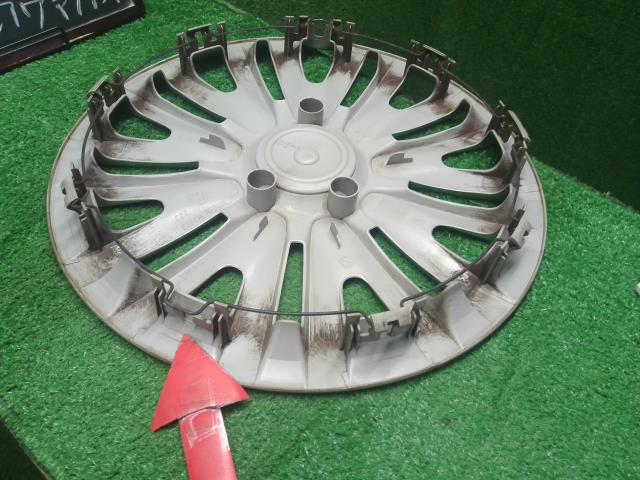 【中古】VW ゴルフヴァリアント 3AA-CDDLAV ホイールキャップ 15インチ 1枚 自社品番250502