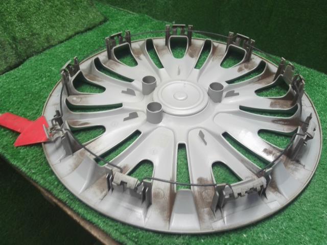 【中古】VW ゴルフヴァリアント 3AA-CDDLAV ホイールキャップ 15インチ 1枚  自社品番250502