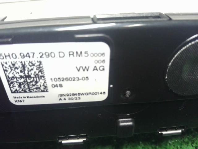 【中古】VW ゴルフヴァリアント 3AA-CDDLAV ルームランプ  自社品番250502