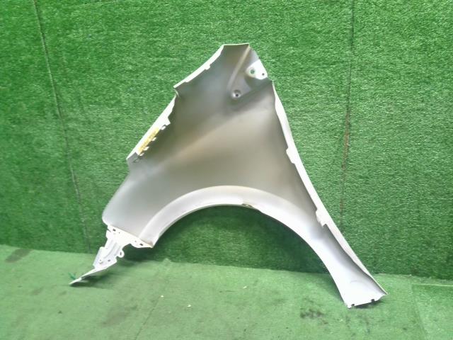 【中古】プジョー 208 ABA-A9HN01 右フロントフェンダー  自社品番250503