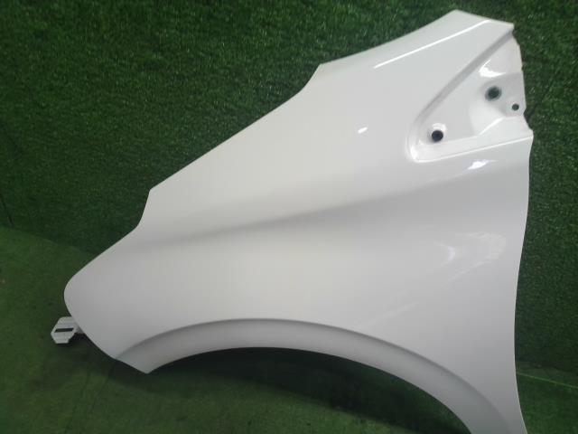 【中古】プジョー 208 ABA-A9HN01 左フロントフェンダー  自社品番250503