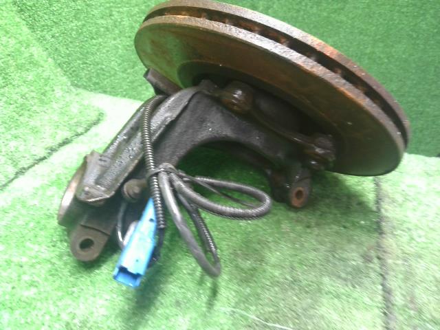 【中古】プジョー 208 ABA-A9HN01 左フロントナックルハブ  自社品番250503