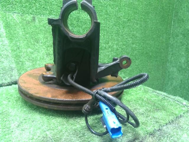 【中古】プジョー 208 ABA-A9HN01 左フロントナックルハブ  自社品番250503