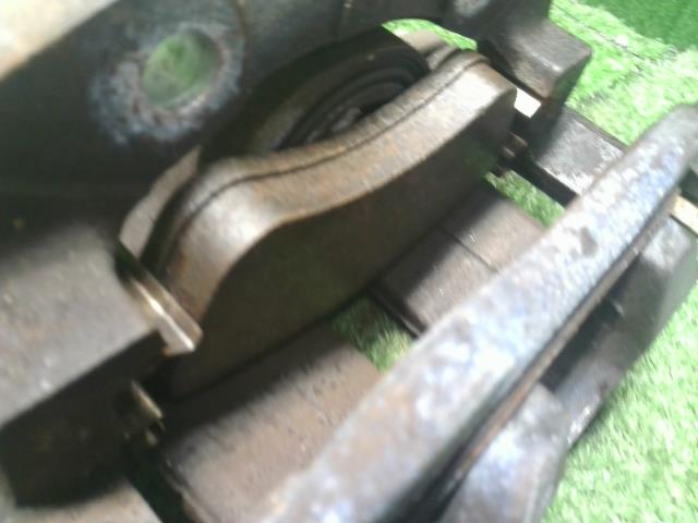 【中古】プジョー 208 ABA-A9HN01 左 フロント ブレーキ キャリパー  自社品番250503