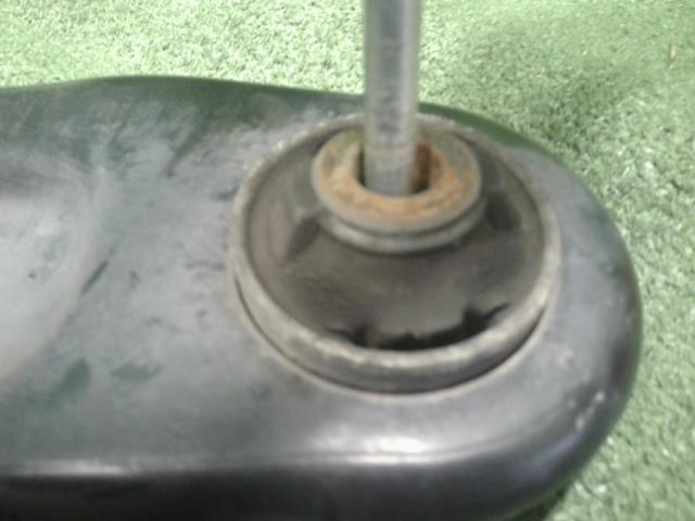 【中古】プジョー 208 ABA-A9HN01 右 フロント ロアアーム  自社品番250503