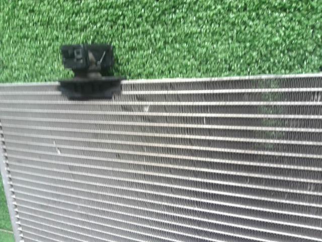 【中古】プジョー 208 ABA-A9HN01 コンデンサー  自社品番250503