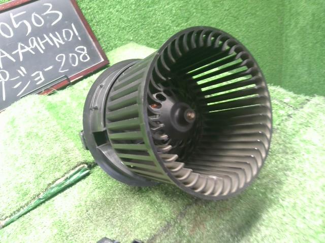 【中古】プジョー 208 ABA-A9HN01 ヒーターブロアモーター  自社品番250503