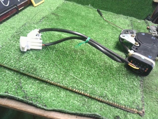 【中古】ハイゼット GD-S210V 右フロントドアロック 69310-97506 自社品番250505 W09