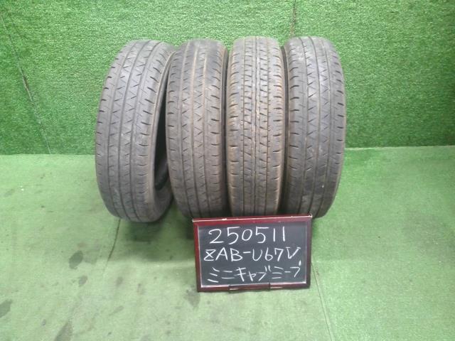 【中古】夏  サマータイヤ 　23年製 12インチ　145/80R12　ブルーアース バン RY55　LT 自社品番250511