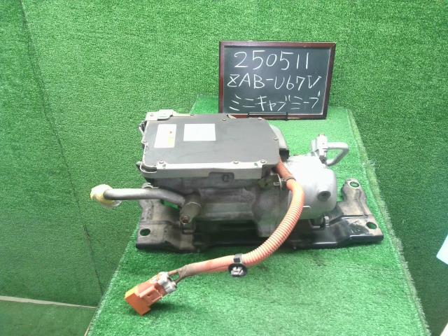 【中古】ミニキャブミーブ ZAB-U67V　エアコンコンプレッサー　Ａ／Ｃコンプレッサー 7813A470  自社品番250511 W37