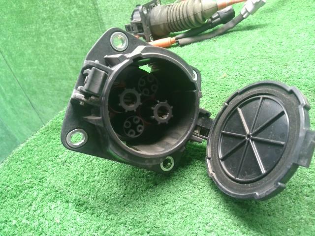 【中古】ミニキャブミーブ ZAB-U67V 充電ポート ケーブル 9499B471  自社品番250511 W37