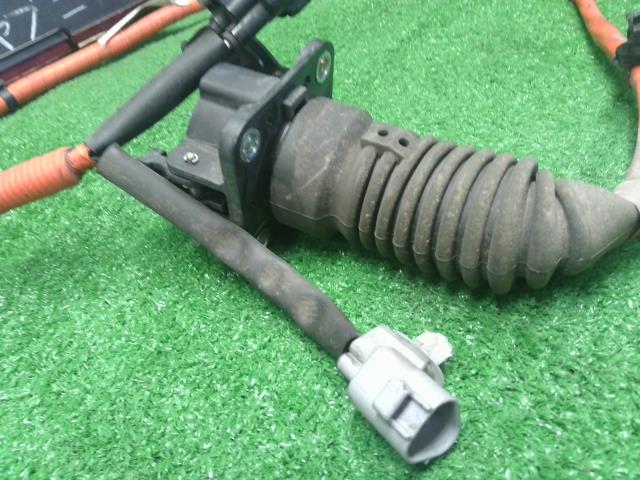 【中古】ミニキャブミーブ ZAB-U67V 充電ポート ケーブル 9499B471  自社品番250511 W37