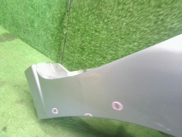 【中古】ムーヴ DBA-LA160S 右フロントフェンダー 53811-B2870- 自社品番250523 S28