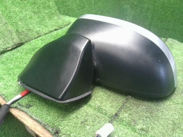 【中古】ムーヴ DBA-LA160S 左ドアミラー サイドミラー 87940-B2N70- 自社品番250523 S28