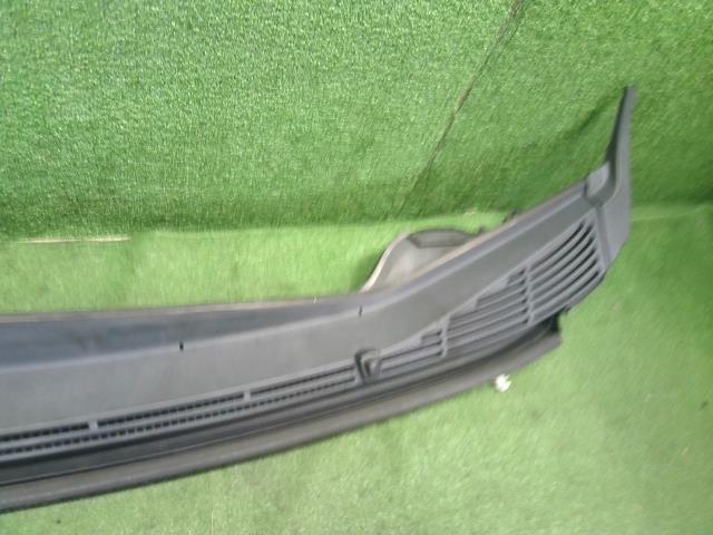 【中古】ムーヴ DBA-LA160S カウルトップパネル 55708-B2261 自社品番250523 S28