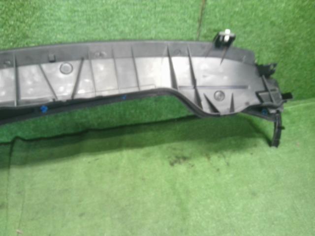 【中古】ムーヴ DBA-LA160S カウルトップパネル 55708-B2261 自社品番250523 S28