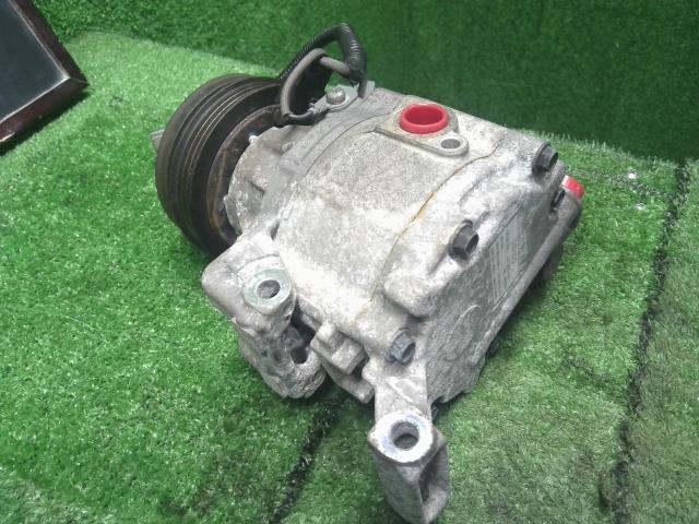 【中古】ムーヴ DBA-LA160S エアコン AC コンプレッサー 88320-B2100- 自社品番250523 S28