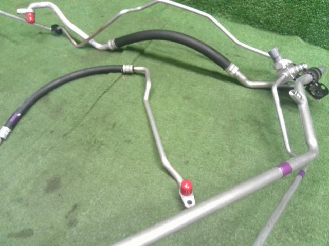 【中古】ムーヴ DBA-LA160S エアコン ホース パイプ 88716-B2480- 自社品番250523 S28