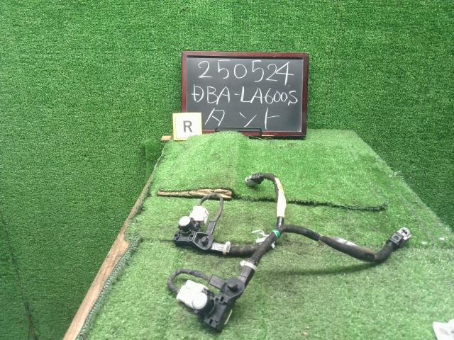 【中古】タント DBA-LA600S リアバンパー ソナー 89341-B2020-B0 自社品番250524 S28